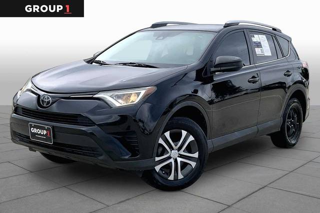 2018 Toyota RAV4 LE FWD photo