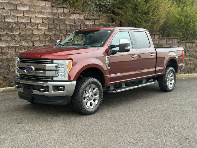 2017 Ford F-250 Super Duty Lariat 4WD photo