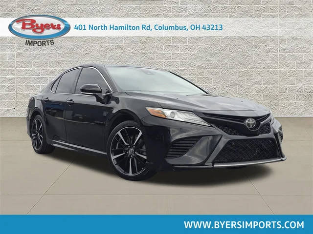 2018 Toyota Camry XSE FWD photo