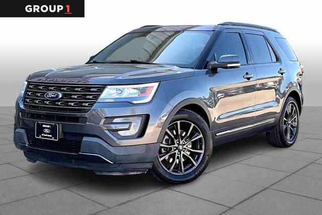 2017 Ford Explorer XLT FWD photo