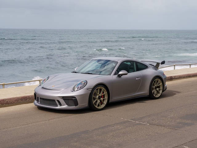 2018 Porsche 911 GT3 GT3 RWD photo