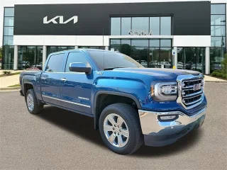 2018 GMC Sierra 1500 SLT 4WD photo