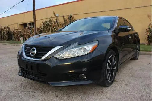 2018 Nissan Altima 2.5 SV FWD photo
