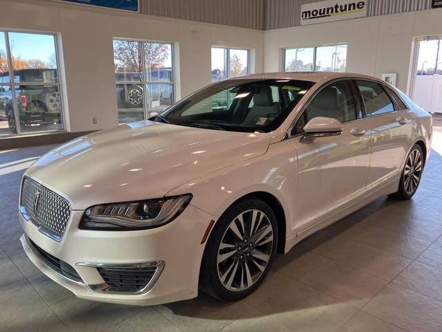 2018 Lincoln MKZ Hybrid Reserve FWD photo