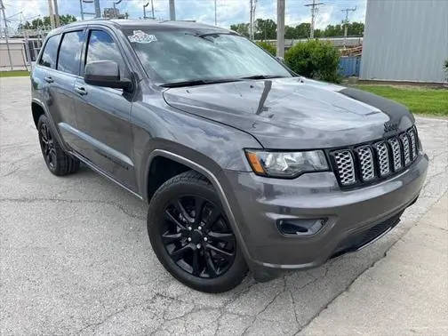 2018 Jeep Grand Cherokee Altitude 4WD photo