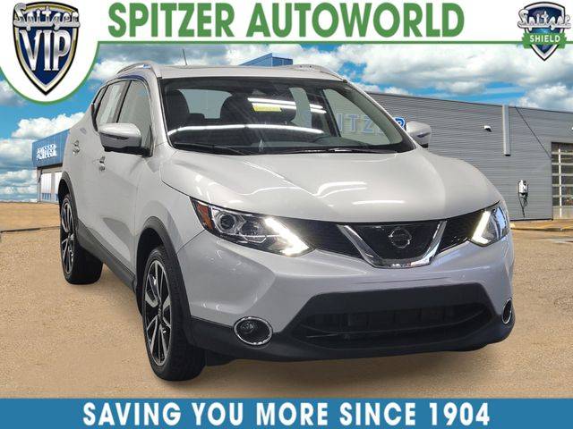 2017 Nissan Rogue Sport SL AWD photo