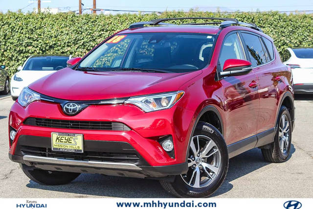 2018 Toyota RAV4 XLE FWD photo