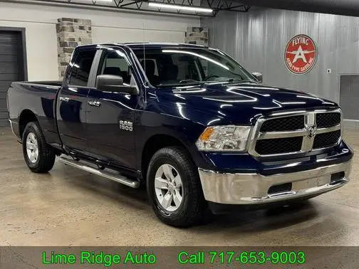 2017 Ram 1500 SLT 4WD photo