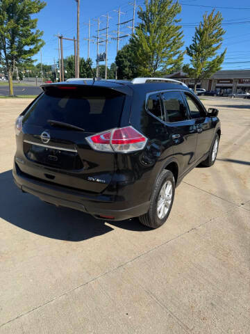 2016 Nissan Rogue SV AWD photo