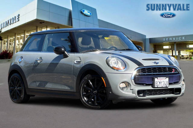 2018 MINI Hardtop 2 Door Cooper S FWD photo
