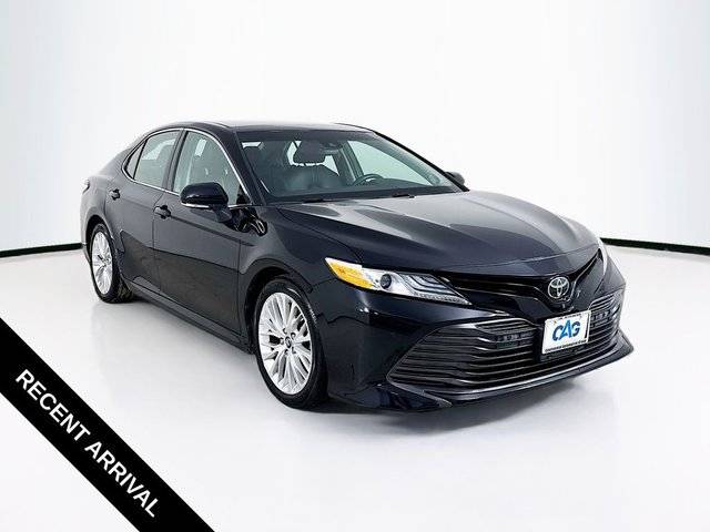 2018 Toyota Camry XLE FWD photo