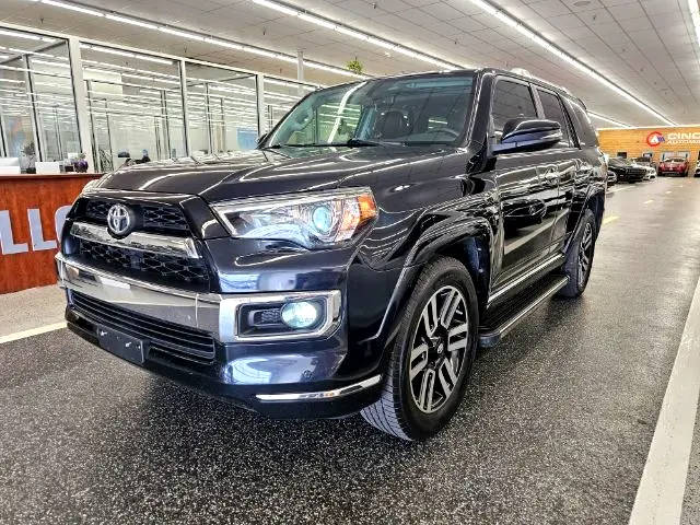 2018 Toyota 4Runner Limited RWD photo
