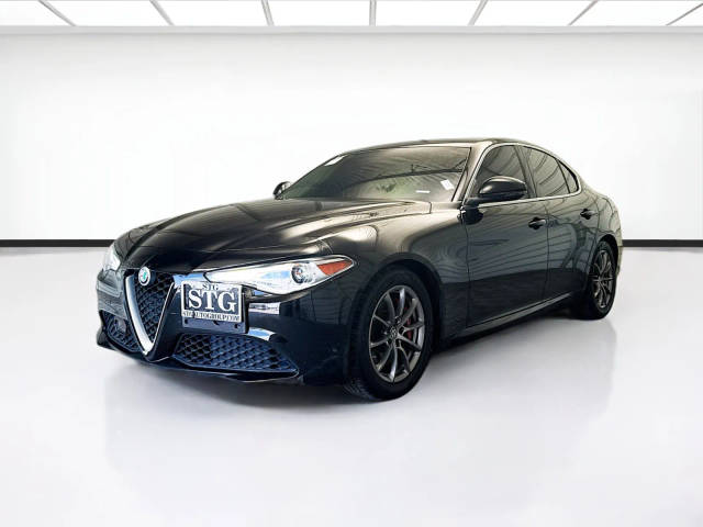 2018 Alfa Romeo Giulia  RWD photo