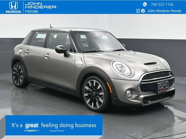 2018 MINI Hardtop 4 Door Cooper S FWD photo