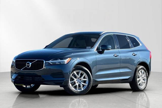2018 Volvo XC60 Momentum AWD photo