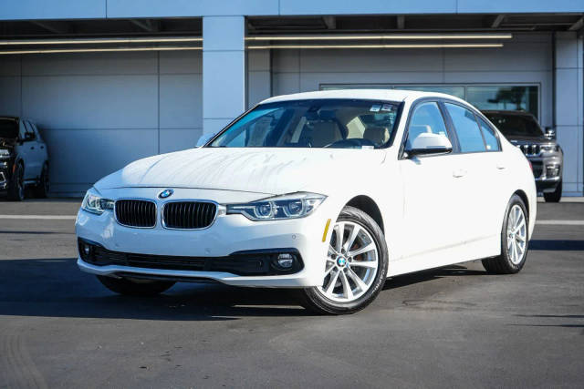 2018 BMW 3 Series 320i RWD photo