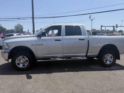 2018 Ram 2500 Tradesman 4WD photo