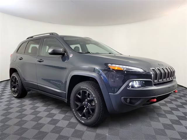 2018 Jeep Cherokee Trailhawk 4WD photo