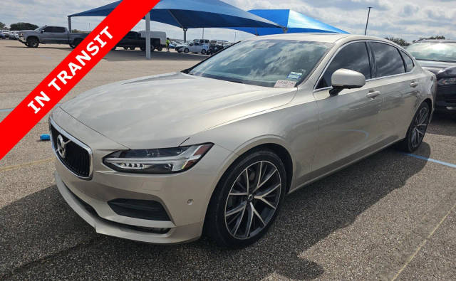 2018 Volvo S90 Momentum FWD photo