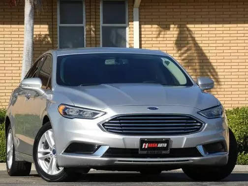 2018 Ford Fusion SE FWD photo