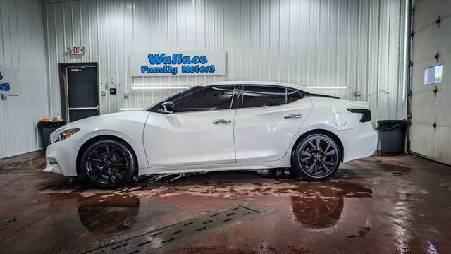2017 Nissan Maxima S FWD photo