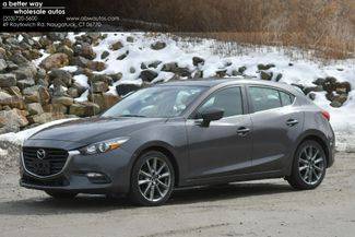 2018 Mazda 3 Touring FWD photo
