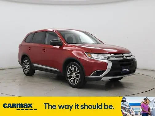 2018 Mitsubishi Outlander ES FWD photo