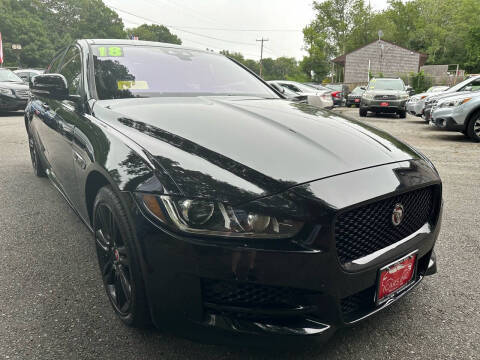 2018 Jaguar XE 25t R-Sport AWD photo