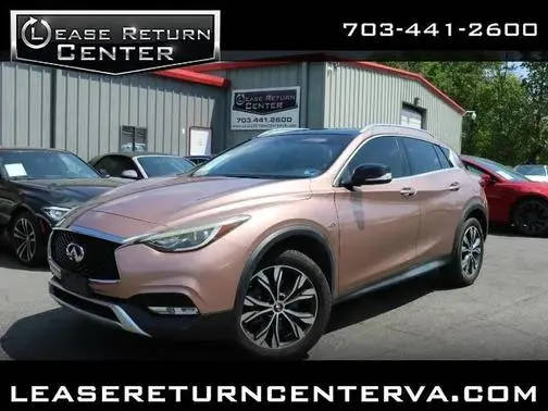 2018 Infiniti QX30 Premium AWD photo
