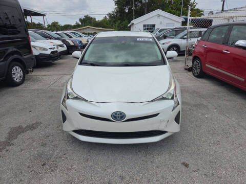 2017 Toyota Prius Two Eco FWD photo