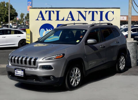 2018 Jeep Cherokee Latitude FWD photo