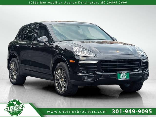 2018 Porsche Cayenne Platinum Edition AWD photo