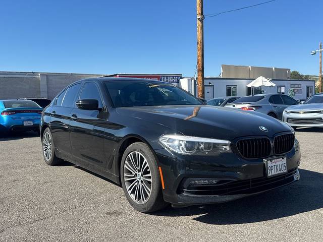 2018 BMW 5 Series 530e iPerformance RWD photo