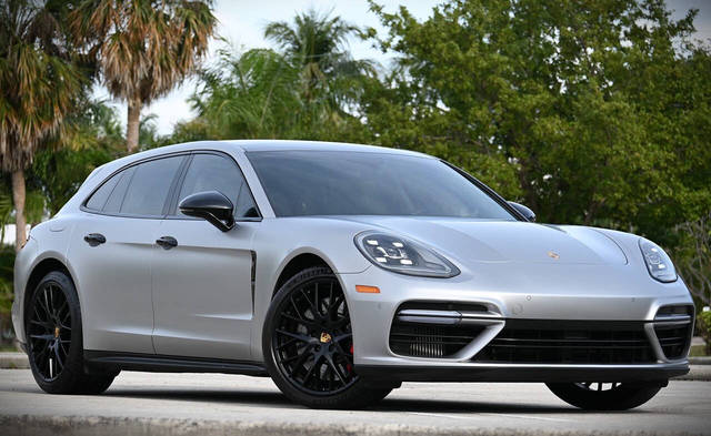 2018 Porsche Panamera Turbo AWD photo