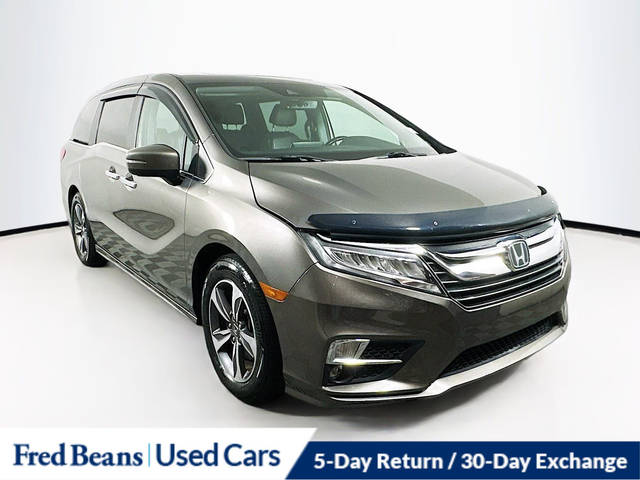 2018 Honda Odyssey Touring FWD photo