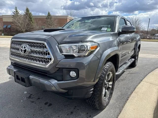 2017 Toyota Tacoma TRD Sport 4WD photo