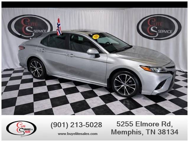 2018 Toyota Camry SE FWD photo