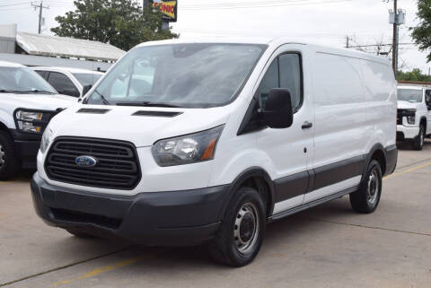 2018 Ford Transit Van RWD photo
