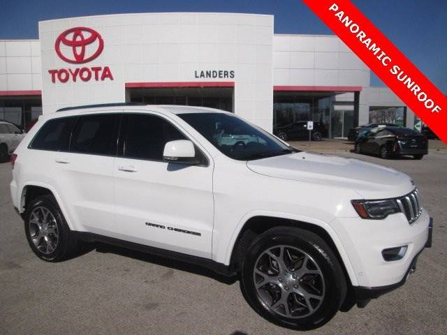 2018 Jeep Grand Cherokee Sterling Edition 4WD photo