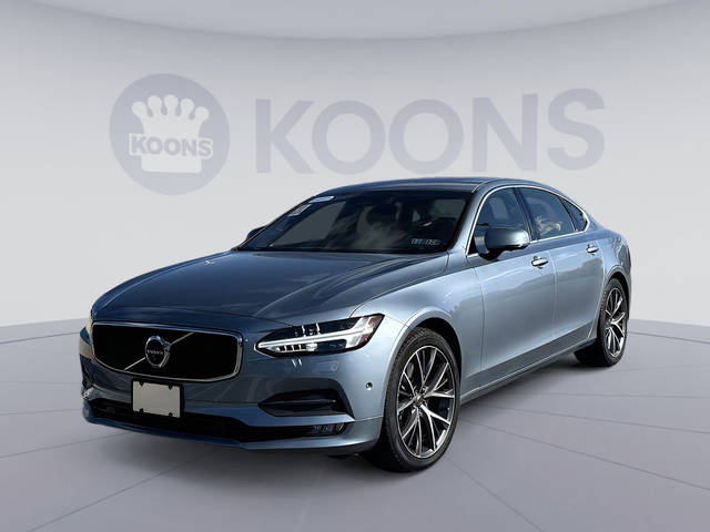 2018 Volvo S90 Momentum AWD photo