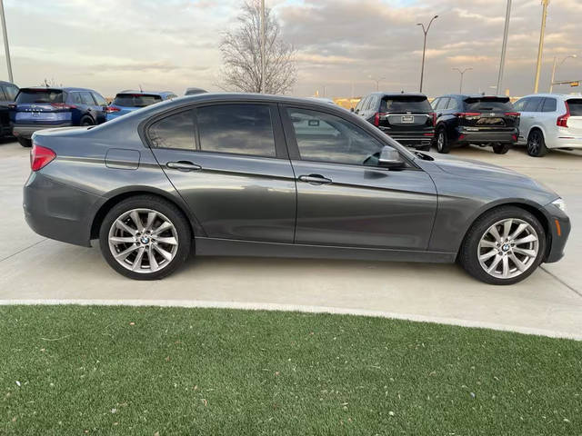 2018 BMW 3 Series 320i xDrive AWD photo