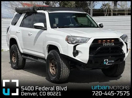 2016 Toyota 4Runner SR5 4WD photo