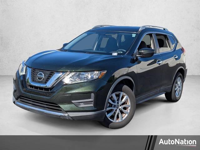 2018 Nissan Rogue SV FWD photo