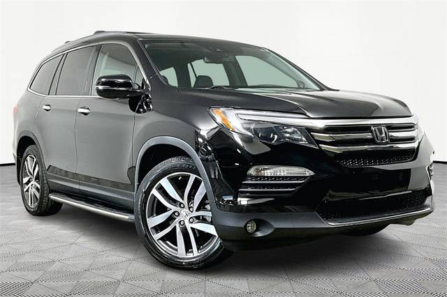 2017 Honda Pilot Elite AWD photo