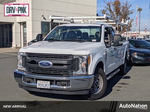 2017 Ford F-250 Super Duty XL RWD photo