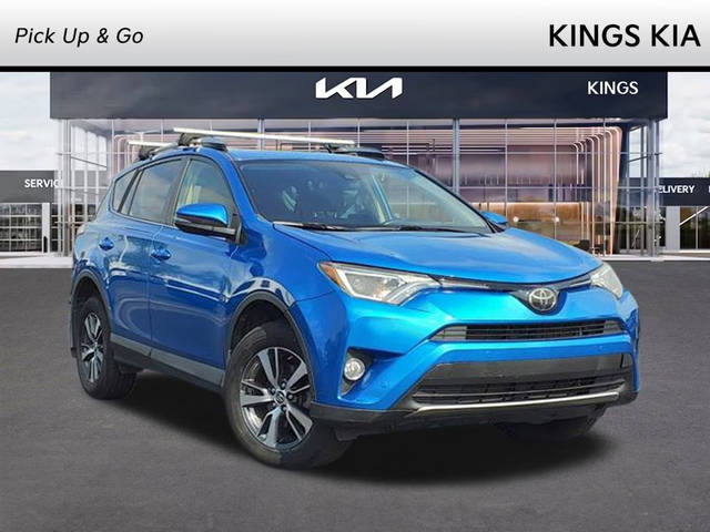 2018 Toyota RAV4 XLE AWD photo