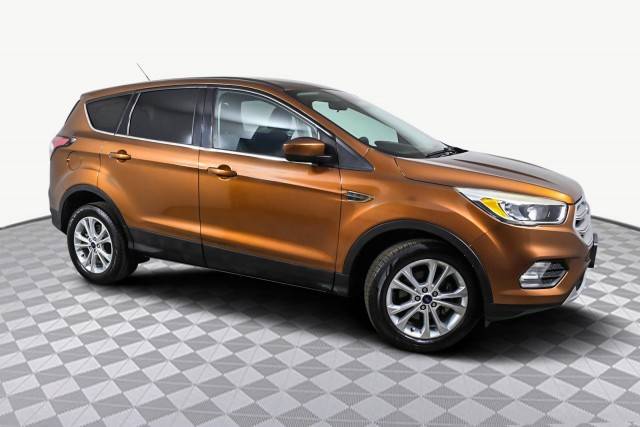 2017 Ford Escape SE FWD photo