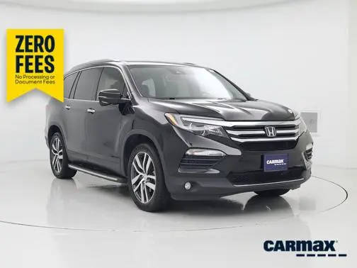 2017 Honda Pilot Touring AWD photo