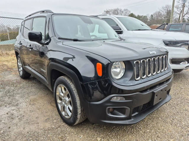 2017 Jeep Renegade Latitude FWD photo