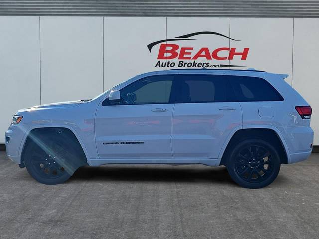 2018 Jeep Grand Cherokee Altitude 4WD photo